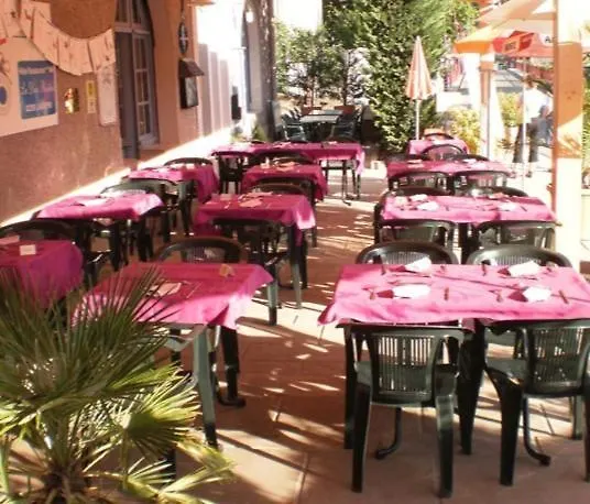 Hotel Logis Les Deux Rivieres